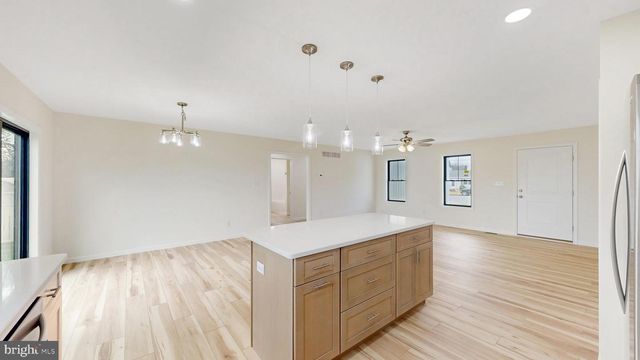 419 MULBERRY ST, Smyrna, DE 19977