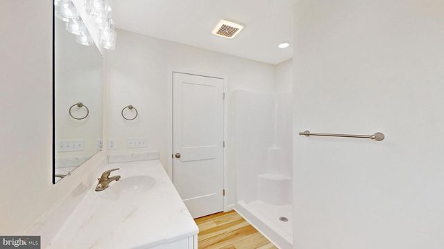 419 MULBERRY ST, Smyrna, DE 19977