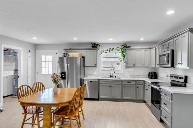 203 Martha St, Shelbyville, TN 37160