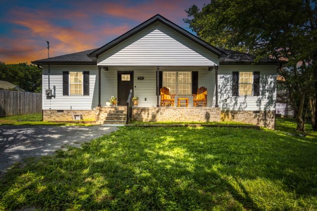 203 Martha St, Shelbyville, TN 37160