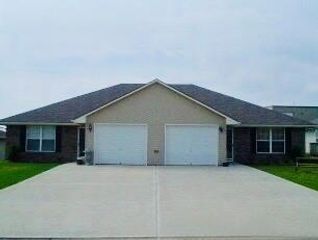 1250 & 1252 NW Woodbury Place, Grain Valley, MO 64029