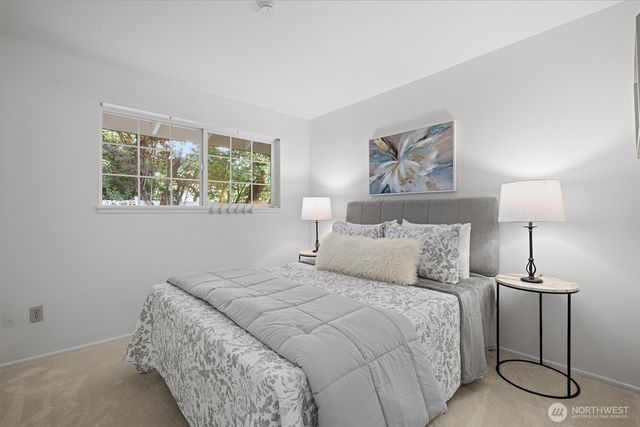 7624 141st Avenue NE, Redmond, WA 98052