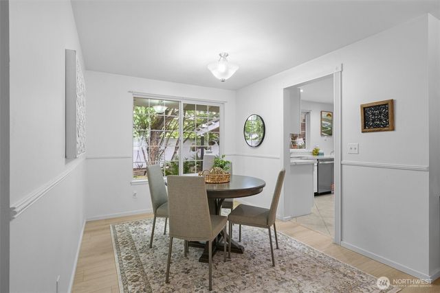 7624 141st Avenue NE, Redmond, WA 98052