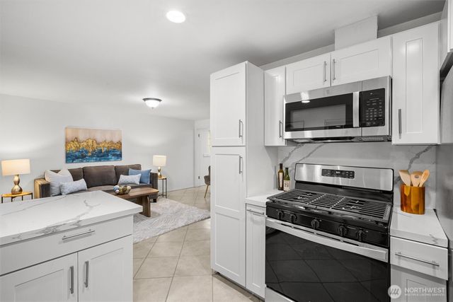 7624 141st Avenue NE, Redmond, WA 98052