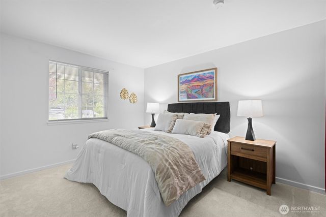 7624 141st Avenue NE, Redmond, WA 98052