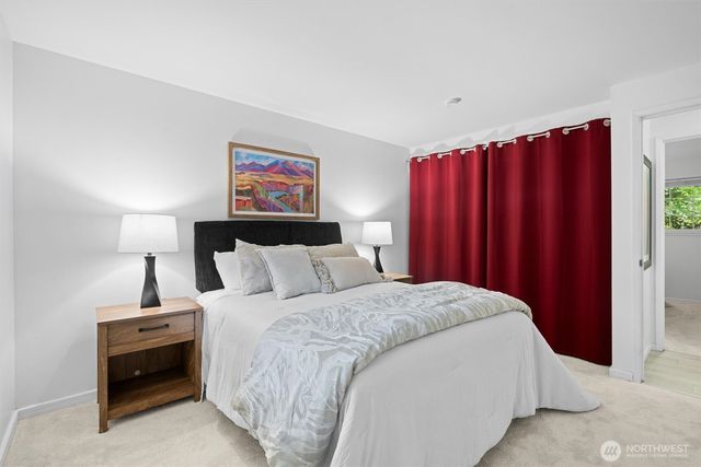 7624 141st Avenue NE, Redmond, WA 98052