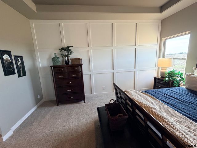 10812 S 219th Avenue, Gretna, NE 68028