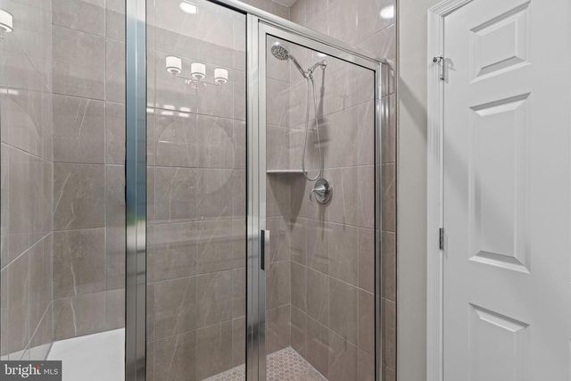 4008 MARQUIS LN, Jamison, PA 18929