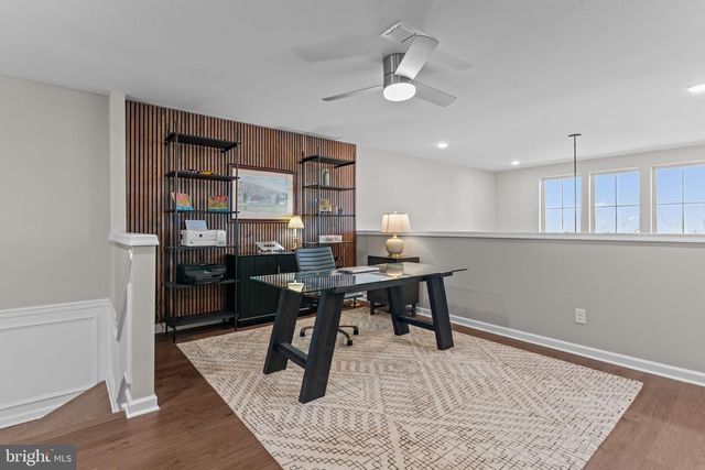 4008 MARQUIS LN, Jamison, PA 18929