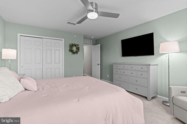 4008 MARQUIS LN, Jamison, PA 18929