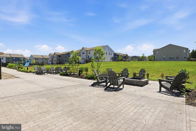 4008 MARQUIS LN, Jamison, PA 18929
