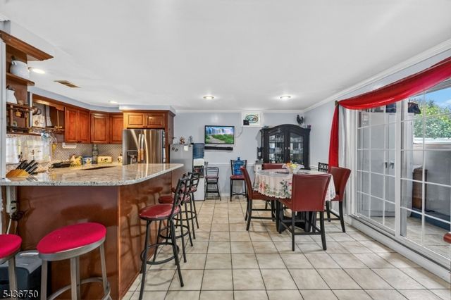 509 Ridge St, Newark City, NJ 07104