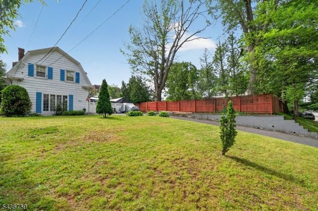 509 Ridge St, Newark City, NJ 07104