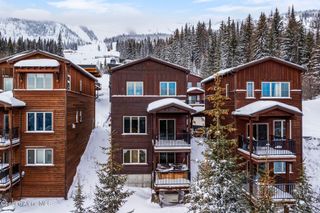 135 Chutes Ln, Sandpoint, ID 83864