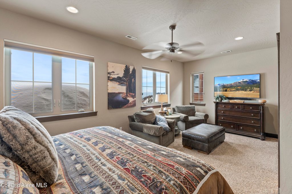 135 Chutes Ln, Sandpoint, ID 83864 photo 17