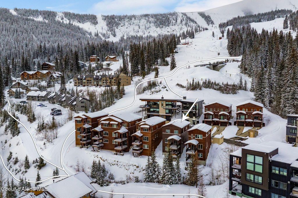 135 Chutes Ln, Sandpoint, ID 83864 photo 3