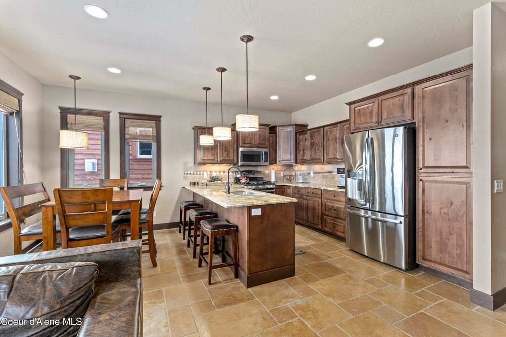 135 Chutes Ln, Sandpoint, ID 83864 photo 7