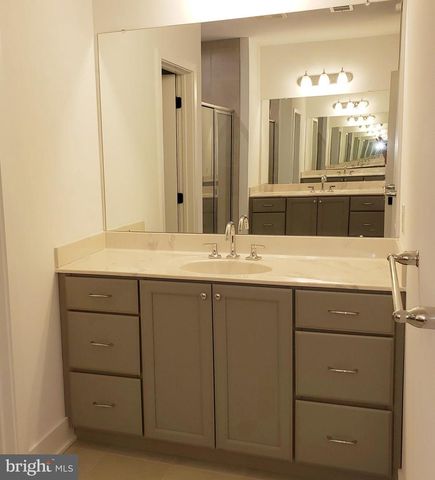 5202 DONATELLO DR, Princeton, NJ 08540