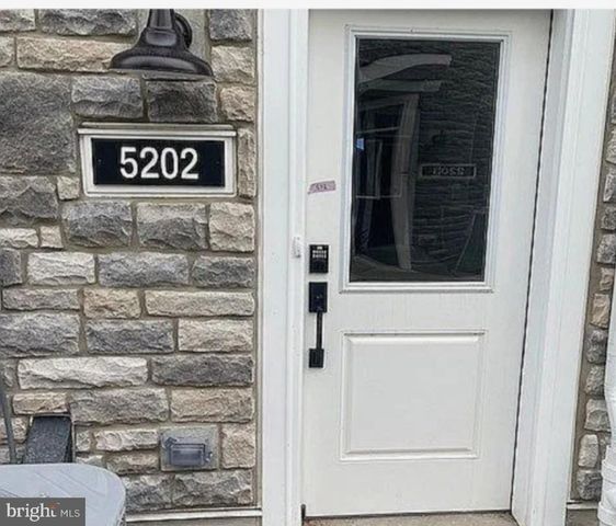 5202 DONATELLO DR, Princeton, NJ 08540