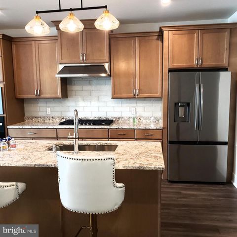 5202 DONATELLO DR, Princeton, NJ 08540