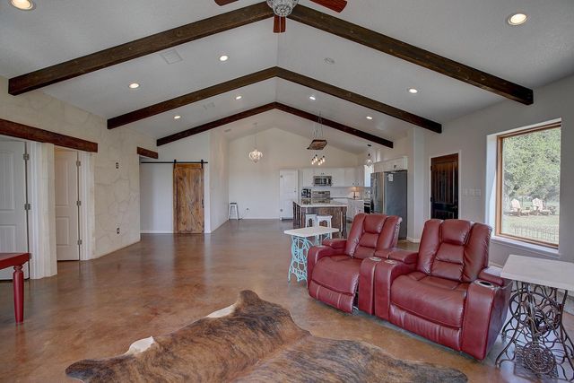 5901 RR 1869, Liberty Hill, TX 78642