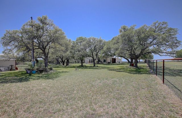 5901 RR 1869, Liberty Hill, TX 78642