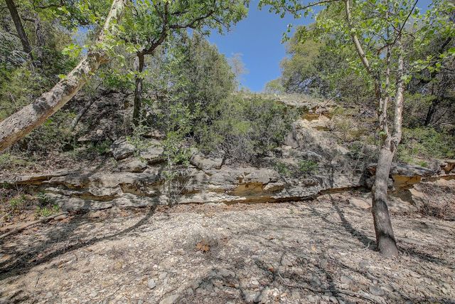 5901 RR 1869, Liberty Hill, TX 78642