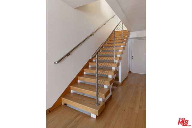 2330 Silver Ridge Avenue, Los Angeles, CA 90039