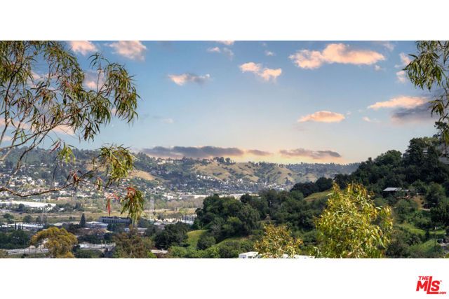 2330 Silver Ridge Avenue, Los Angeles, CA 90039