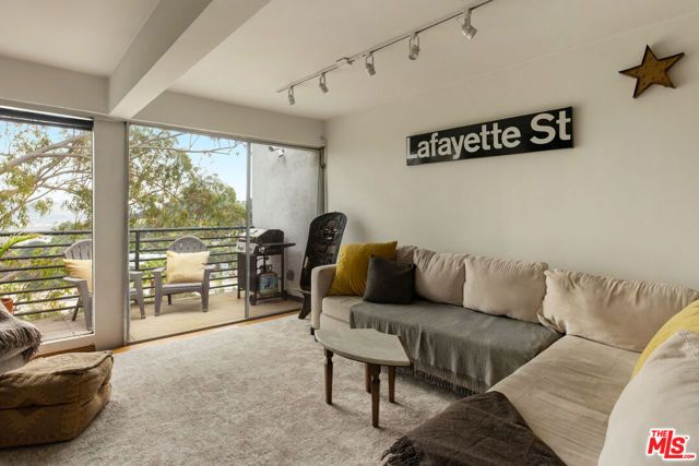 2330 Silver Ridge Avenue, Los Angeles, CA 90039