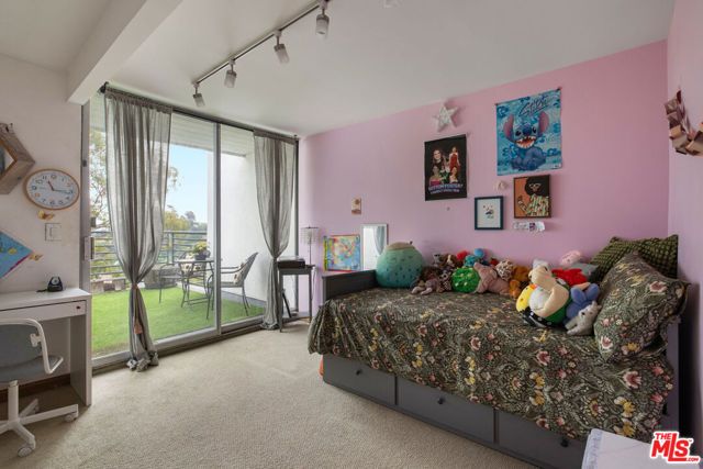 2330 Silver Ridge Avenue, Los Angeles, CA 90039