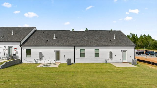 811 Feldspar Mnr, Graniteville, SC 29829