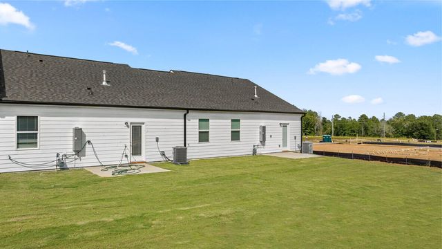 811 Feldspar Mnr, Graniteville, SC 29829