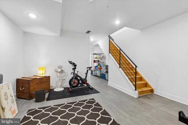 2720 W CABOT ST, Philadelphia, PA 19121