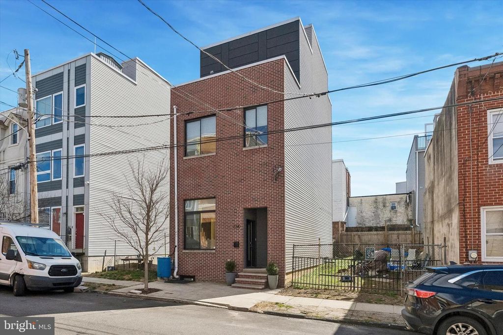 2720 W CABOT ST, PHILADELPHIA, PA 19121 — photo 2
