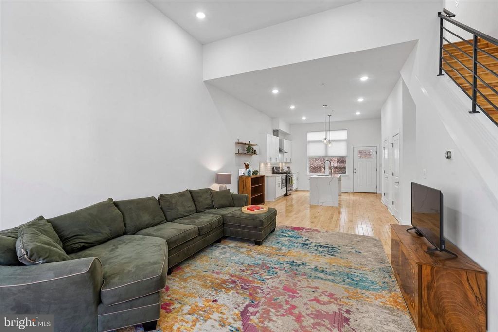 2720 W CABOT ST, PHILADELPHIA, PA 19121 — photo 4