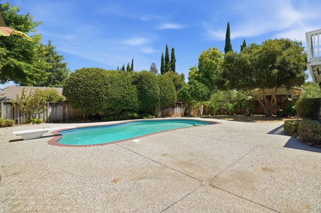 6150 Meridian Avenue, San Jose, CA 95120
