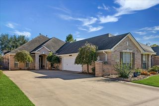 924 Eagle Lake Road, Sealy, TX 77474