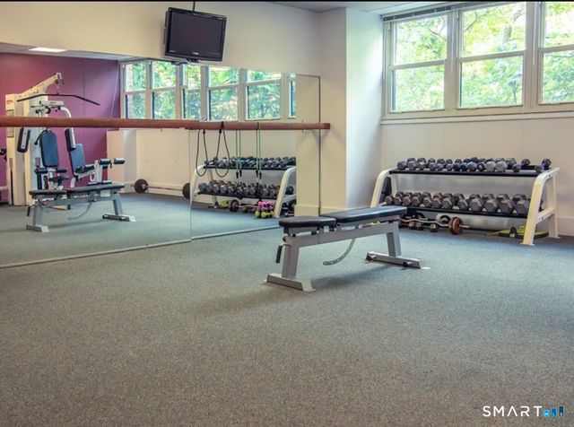 31 Woodland Street 1I, Hartford, CT 06111