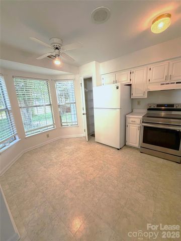 900 Gretna Green Drive, Charlotte, NC 28217