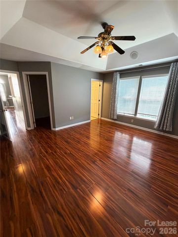 900 Gretna Green Drive, Charlotte, NC 28217
