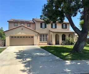 14042 Blue Ash Ct, Eastvale, CA 92880