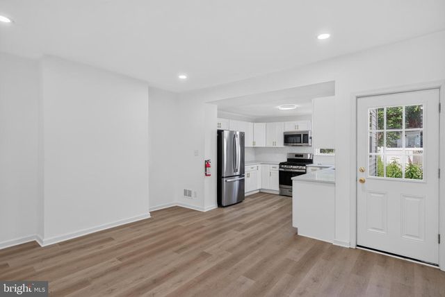 337 HUDSON ST, Gloucester City, NJ 08030