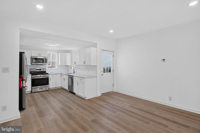 337 HUDSON ST, Gloucester City, NJ 08030