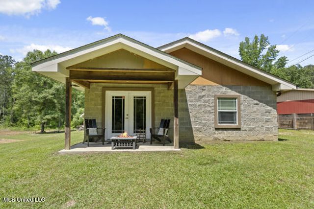 284 Osborn Moody Road, Poplarville, MS 39470