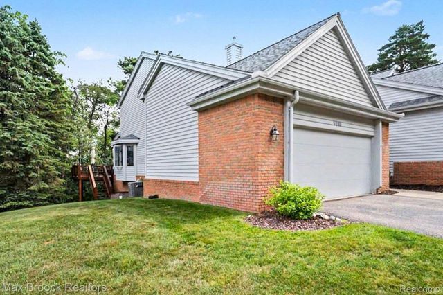 6510 Scenic Pines Court, Independence Charter Township, MI 48346