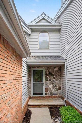 6510 Scenic Pines Court, Independence Charter Township, MI 48346