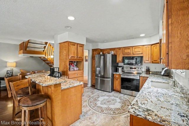 6510 Scenic Pines Court, Independence Charter Township, MI 48346