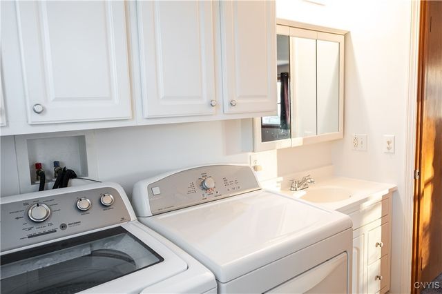 385 Fairview Circle, Winfield, NY 13491