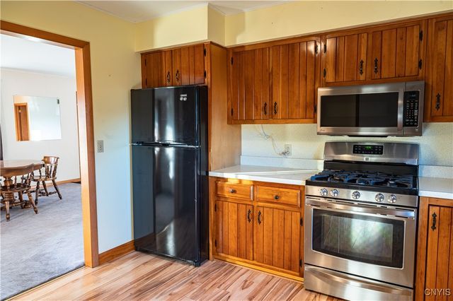 385 Fairview Circle, Winfield, NY 13491